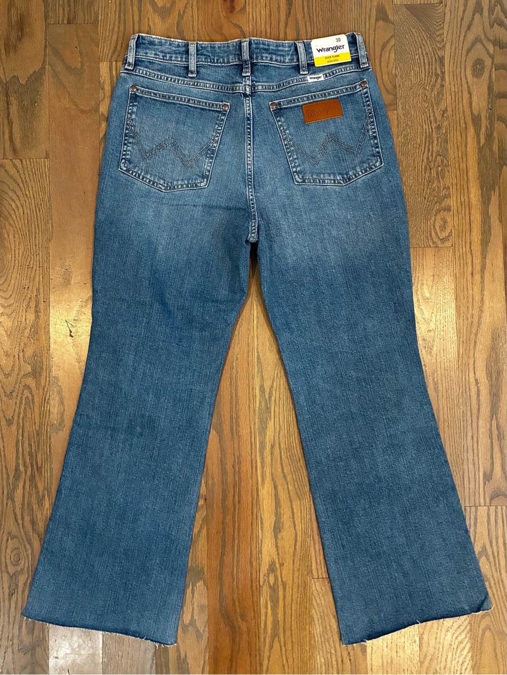 Wrangler Women's Blue Denim ankle  Jeans brand new with tags
